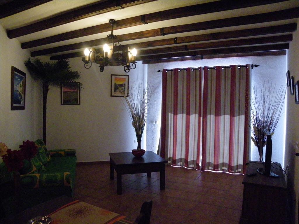 Apartamentos Fuente La Teja & Spa Los Llanos De Aridane Δωμάτιο φωτογραφία